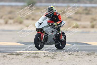 media/Sep-21-2025-Race Pace (Sun) [[98bf33ef95]]/Non Verified/6-Turn 16 Exit (12pm)/